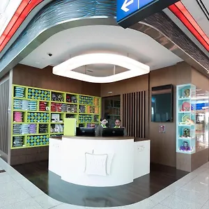 Capsule hotel Sleep 'n Fly Sleep Lounge, A-gates Terminal 3 - Transit Only