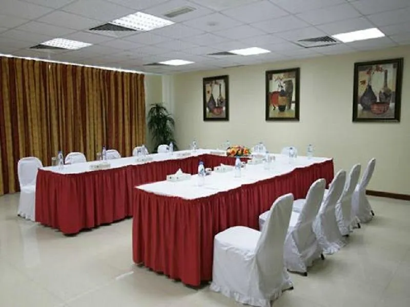Rush Inn Hotel Dubai 2*,